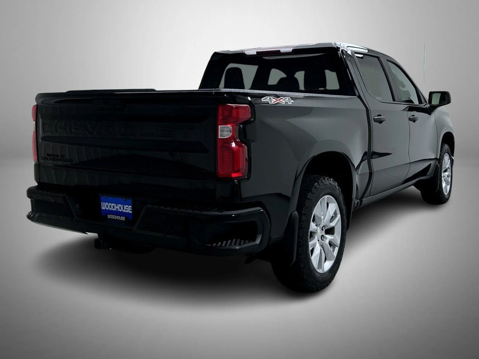 Used 2021 Black Chevrolet Custom image 5