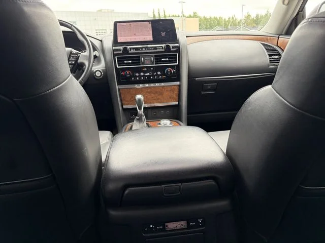 Used 2023 Silver Nissan SL image 16