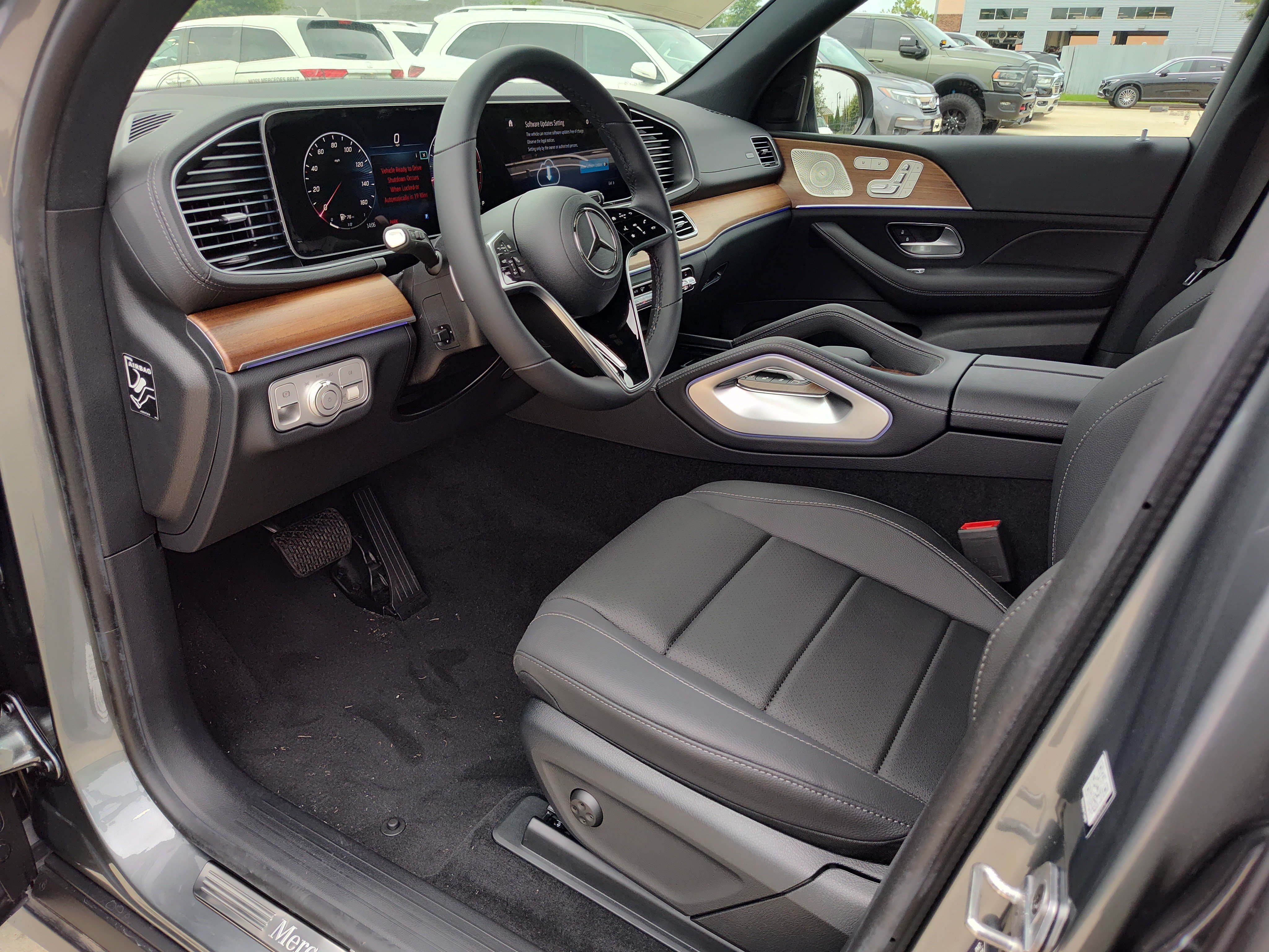 New 2026 Selenite Grey Metallic Mercedes-Benz GLE 350 image 17