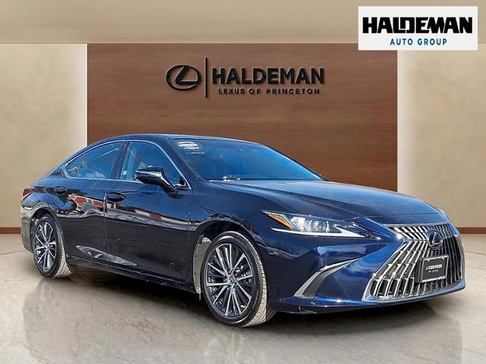 Certified Used 2022 Nightfall Mica Lexus  image 1