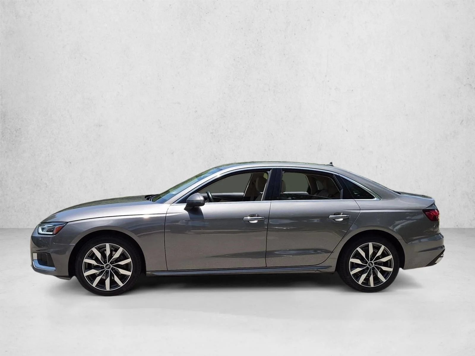 Used 2022 Florett Silver Metallic Audi Premium image 9