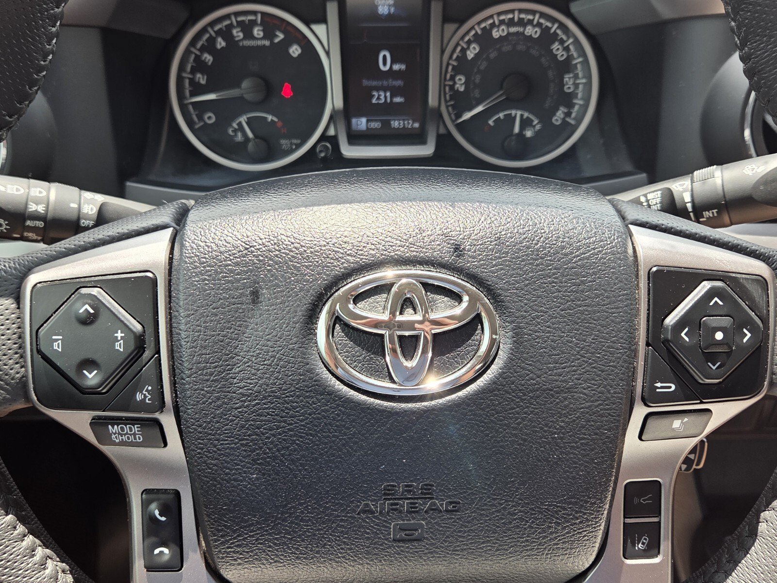 Used 2023 Ice Toyota SR5 image 21