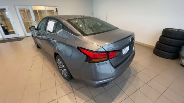 2025 Nissan Altima SV - Photo 8