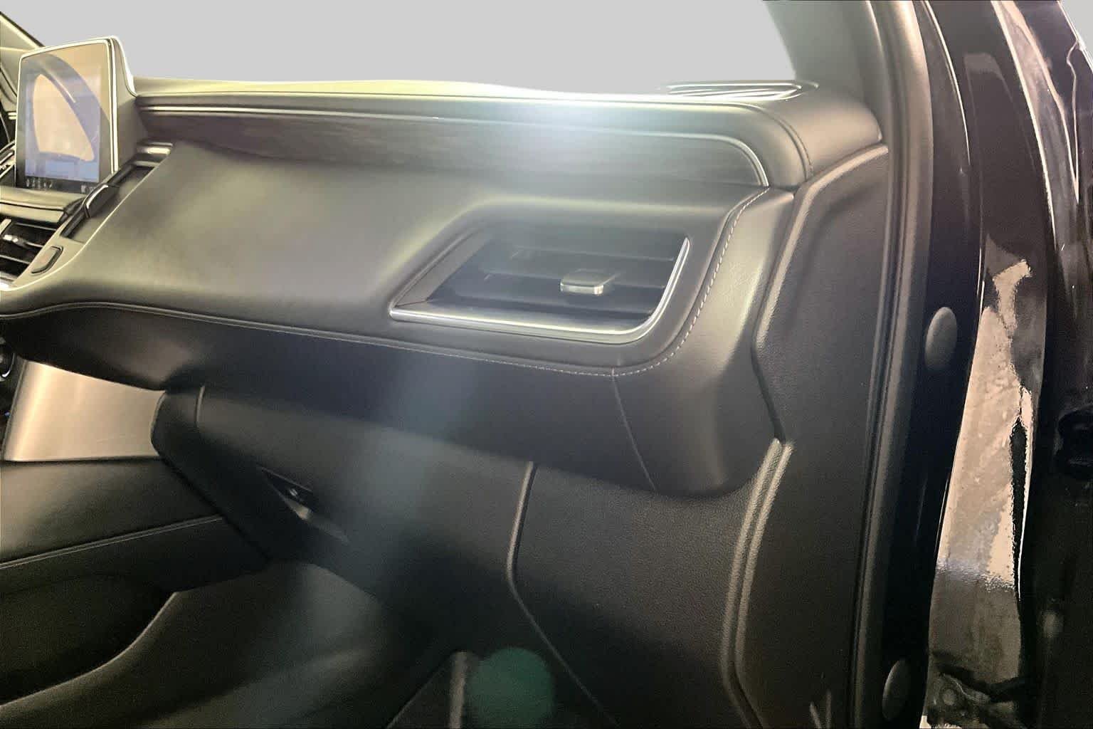 Used 2021 BLACK Chevrolet Z71 image 18