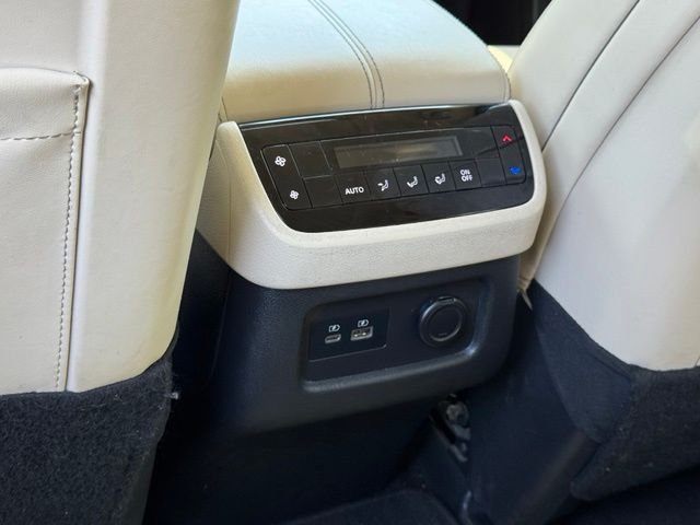 Used 2022 Gray INFINITI LUXE image 36