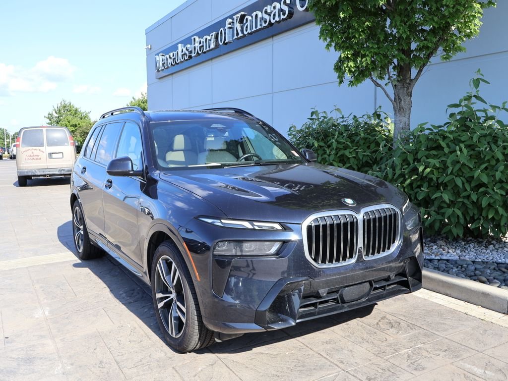 Used 2023 Carbon Black Metallic BMW xDrive40i image 46