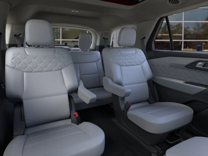 New 2026 Rapid Red Metallic Tinted Clearcoat Ford Platinum™ image 34