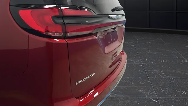 New 2026 Red Hot Pearl-Coat Exterior Paint Chrysler Select image 35