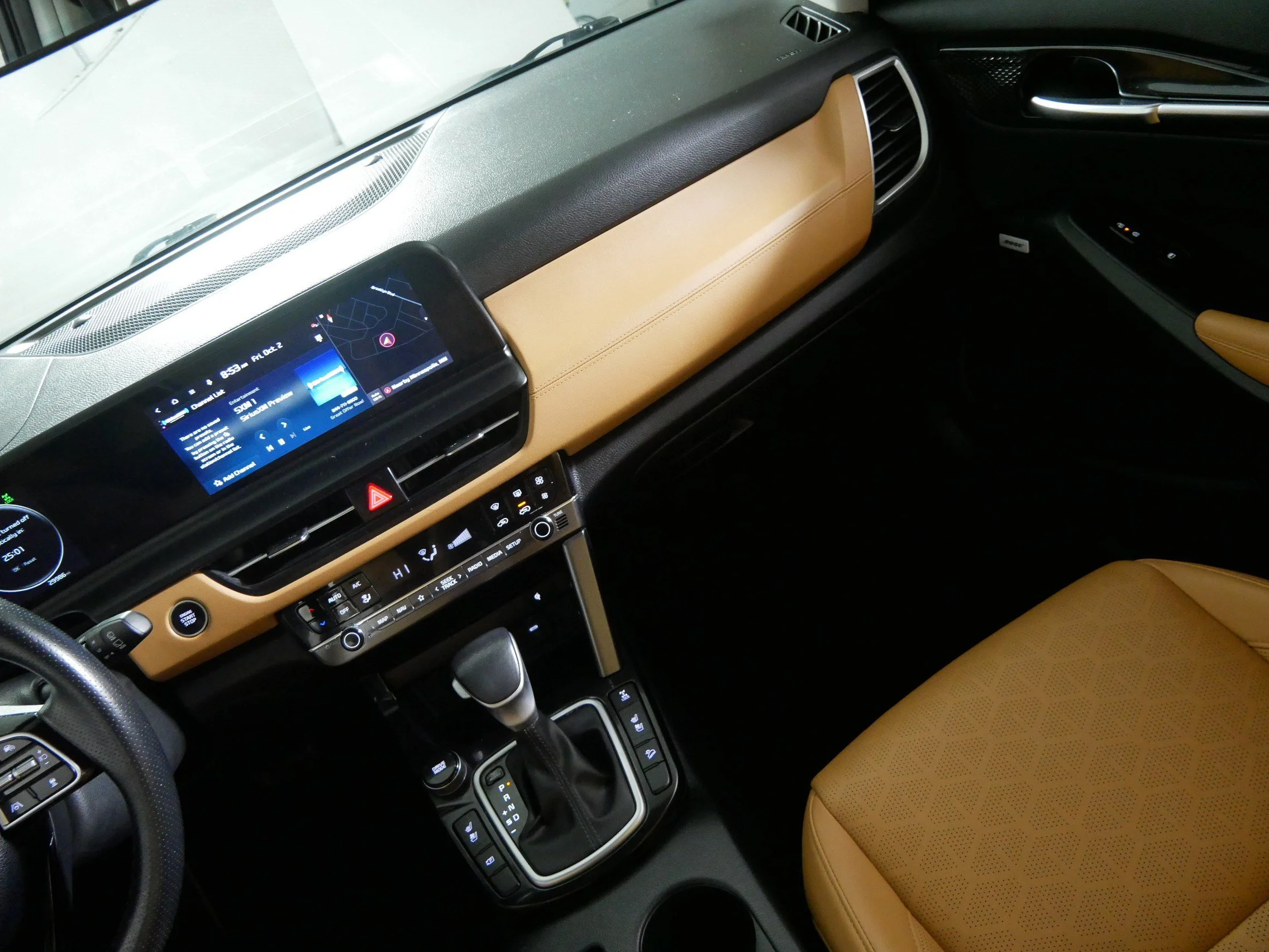 Used 2024 Fusion Black Kia SX image 11