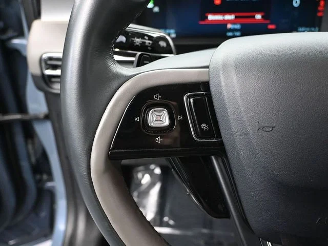 Used 2023 Blue Lincoln Reserve image 26