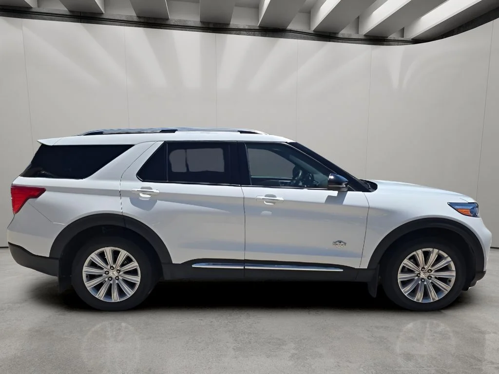 Used 2023 White Ford King Ranch image 6