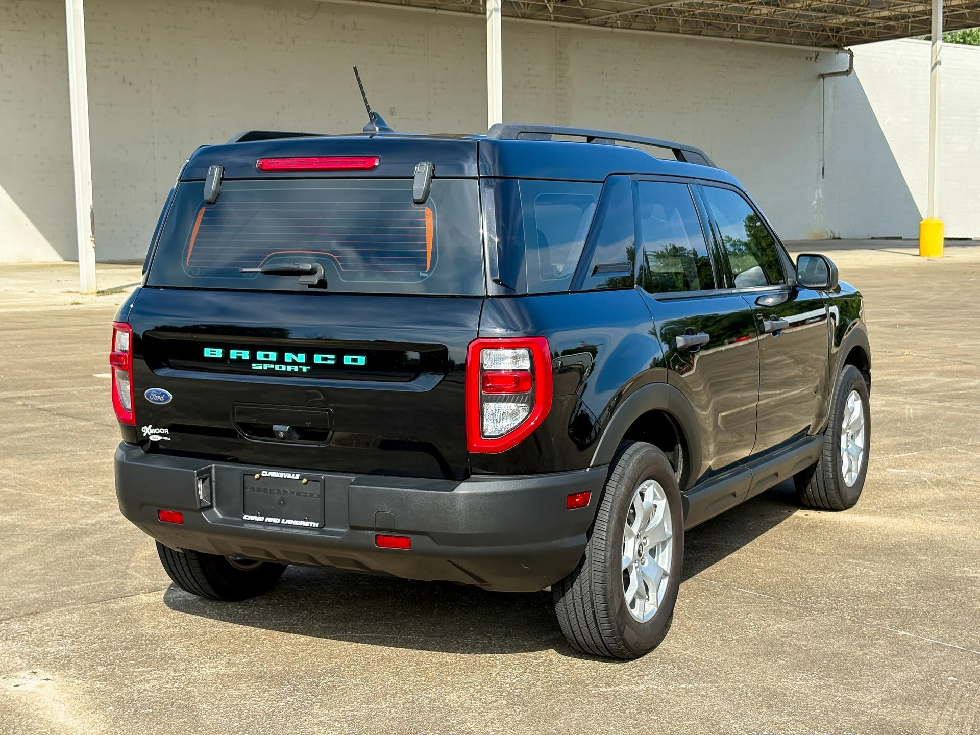 Used 2022 Black Ford Base image 11