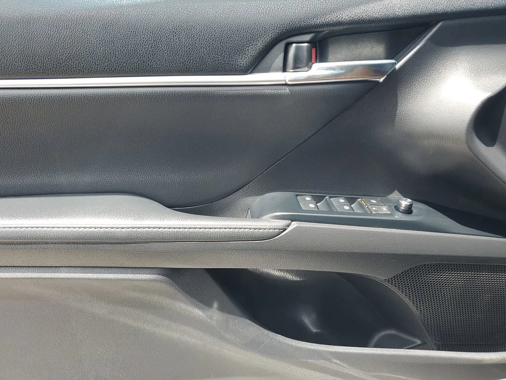Used 2020 Gray Toyota XSE image 18