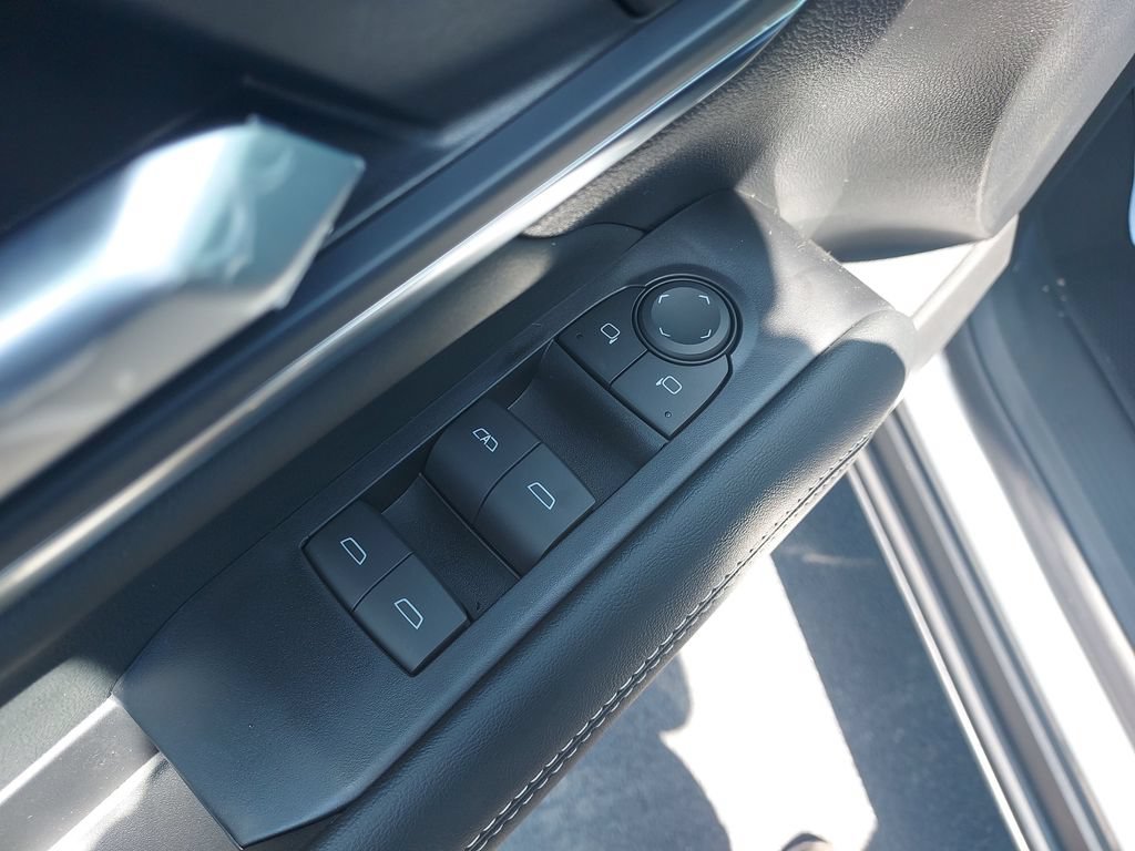 New 2027 Sterling Metallic GMC AWD Elevation image 10
