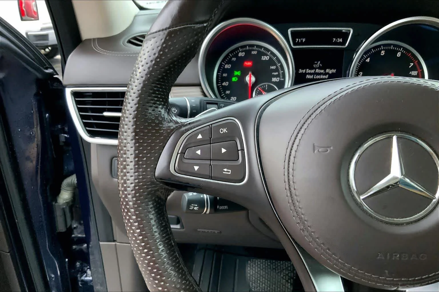 Used 2019 Lunar Blue Metallic Mercedes-Benz GLS 450 image 23