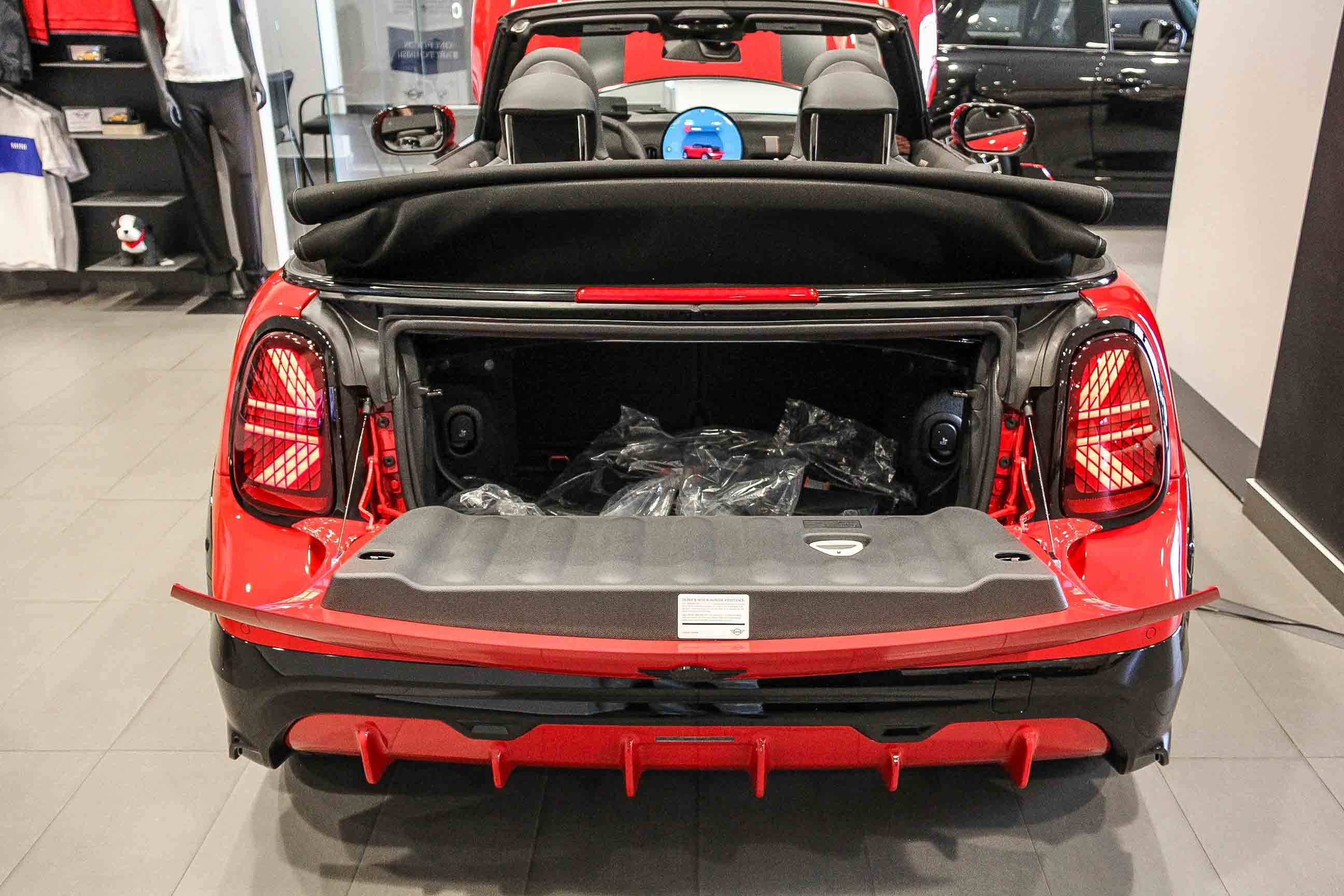 2026 MINI Convertible S - Photo 25