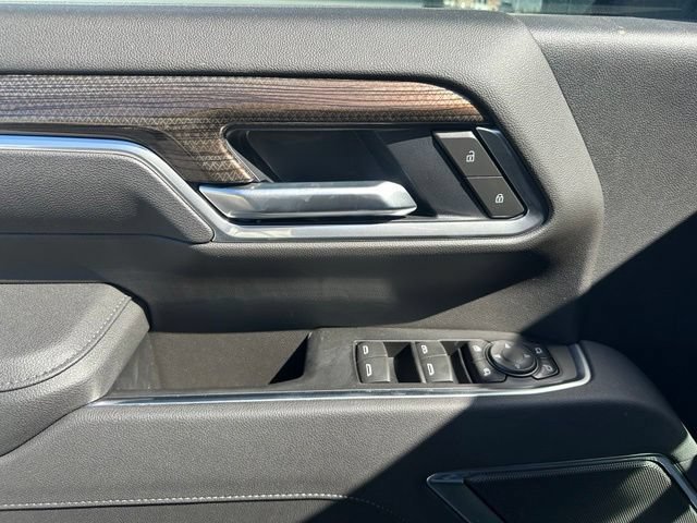 New 2026 Sterling Gray Metallic Chevrolet LT image 16