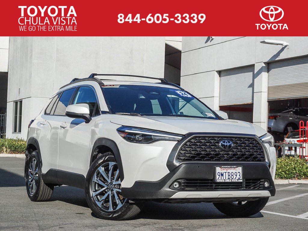 Used 2024 Beige Toyota XLE image 1