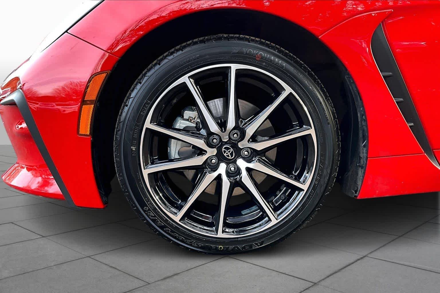 Used 2023 Track bRed Toyota  image 8