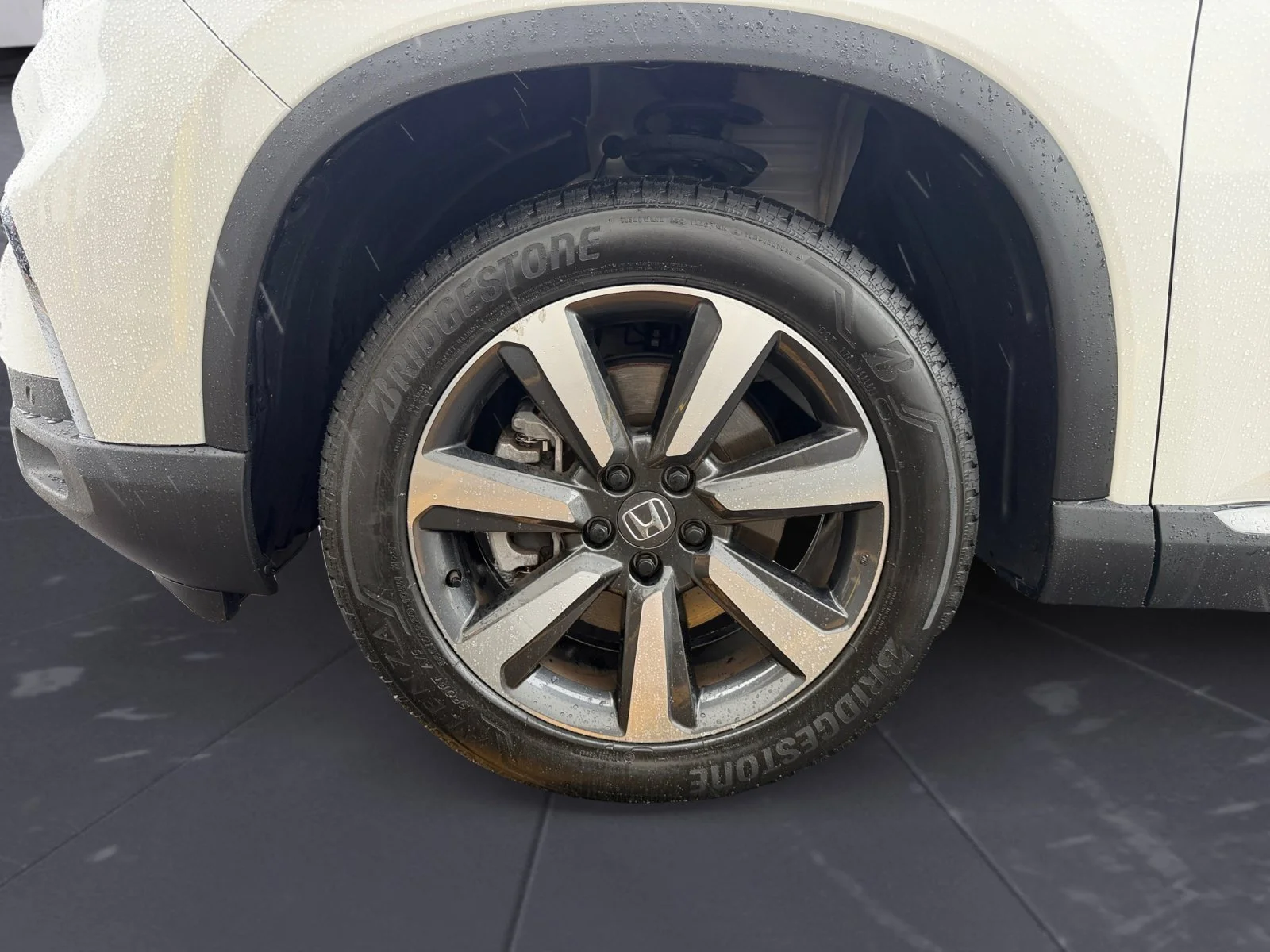 Certified Used 2024 White Honda Touring image 45