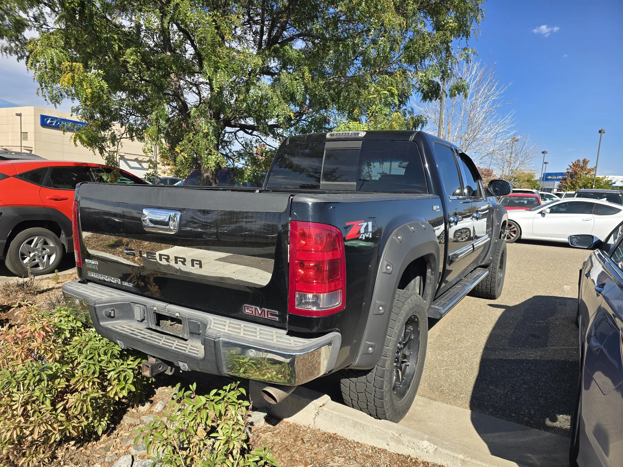 Used 2012 Onyx Black GMC SLT image 5