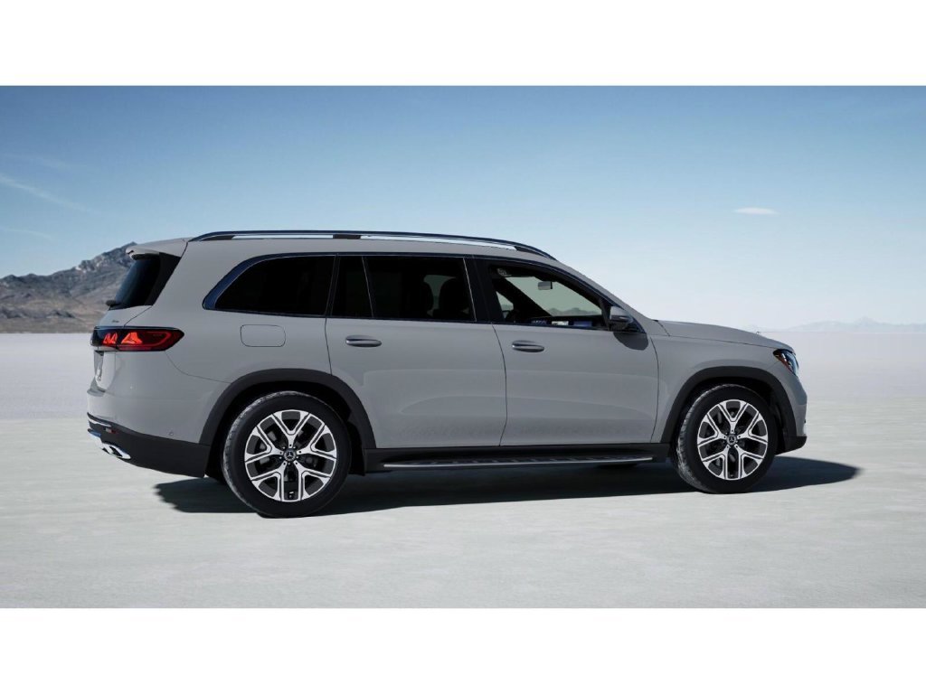 New 2027 MANUFAKTUR Alpine Grey Mercedes-Benz GLS 450 4MATIC® image 18