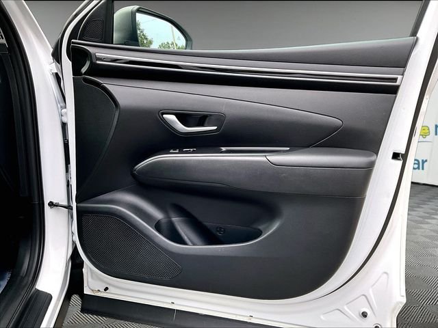 Used 2024 White Pearl Hyundai SEL image 19