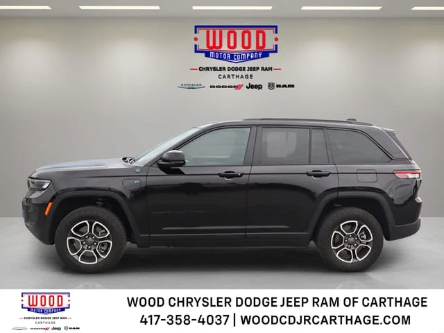Used 2023 Diamond Black Crystal Pearlcoat Jeep Trailhawk 4xe image 6