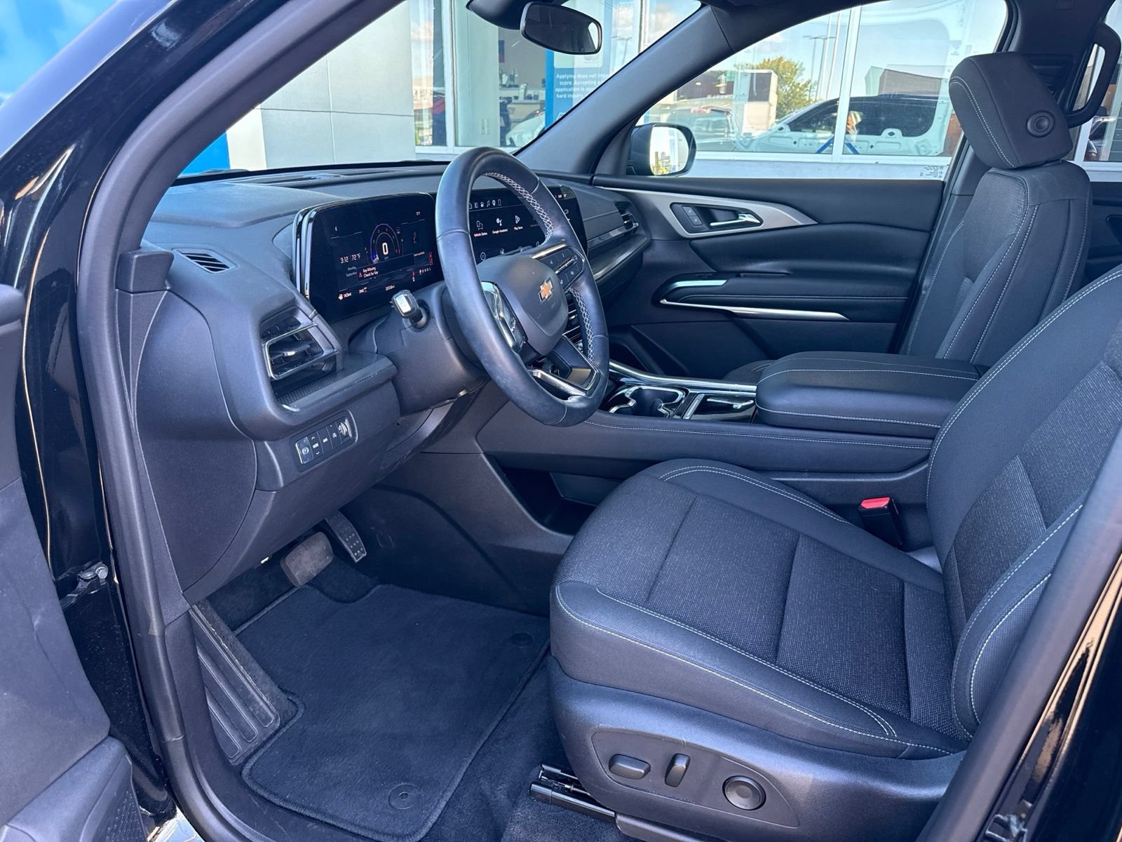 Used 2024 Mosaic Black Metallic Chevrolet LT image 20