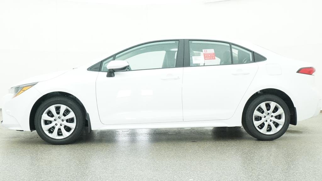 New 2026 Ice Cap Toyota LE image 2