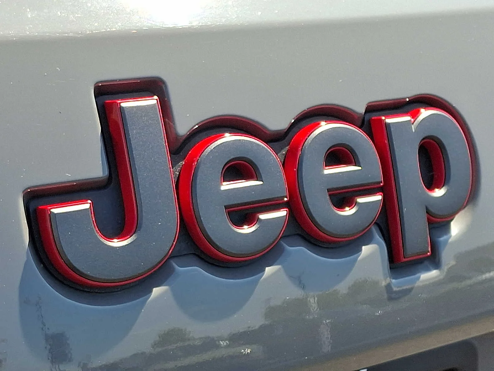 Used 2021 Sting Gray Clearcoat Jeep Trailhawk image 31