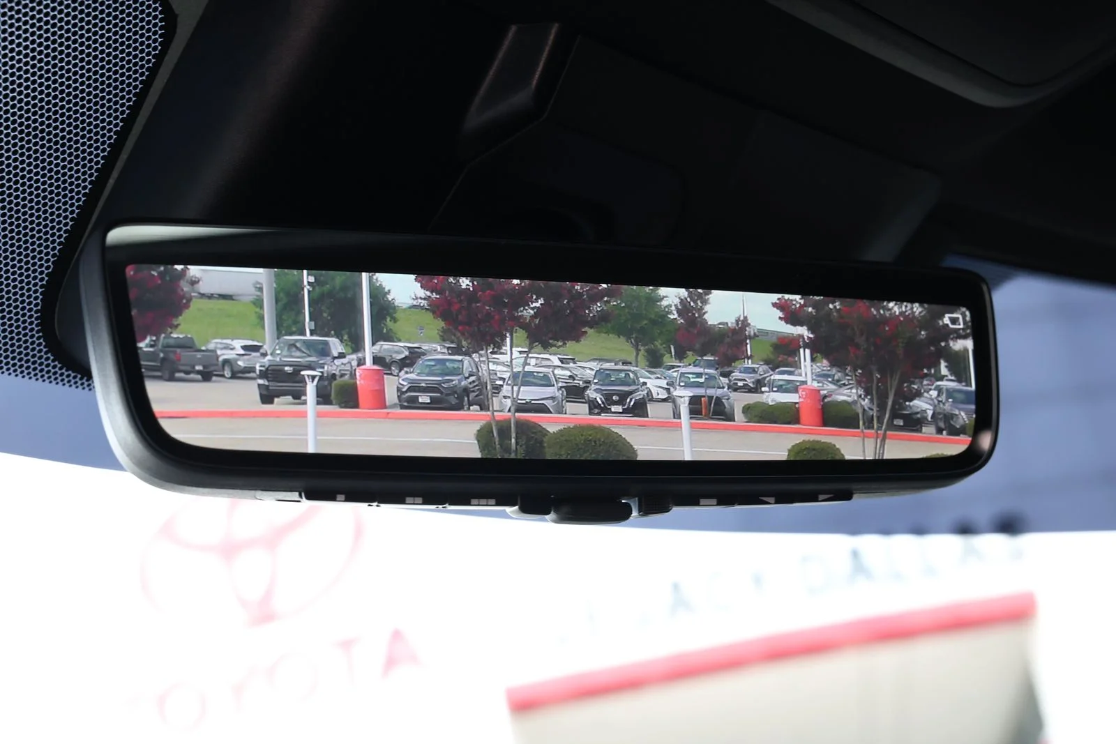 Used 2023  Toyota Platinum image 17