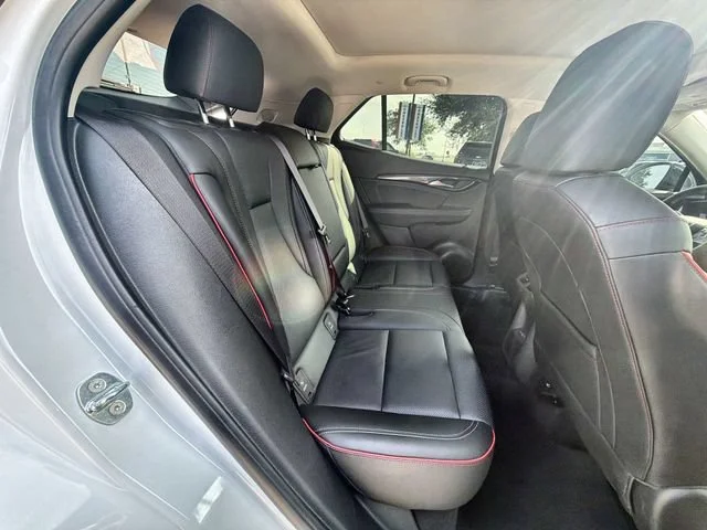 2023 Buick Envision Essence - Photo 26