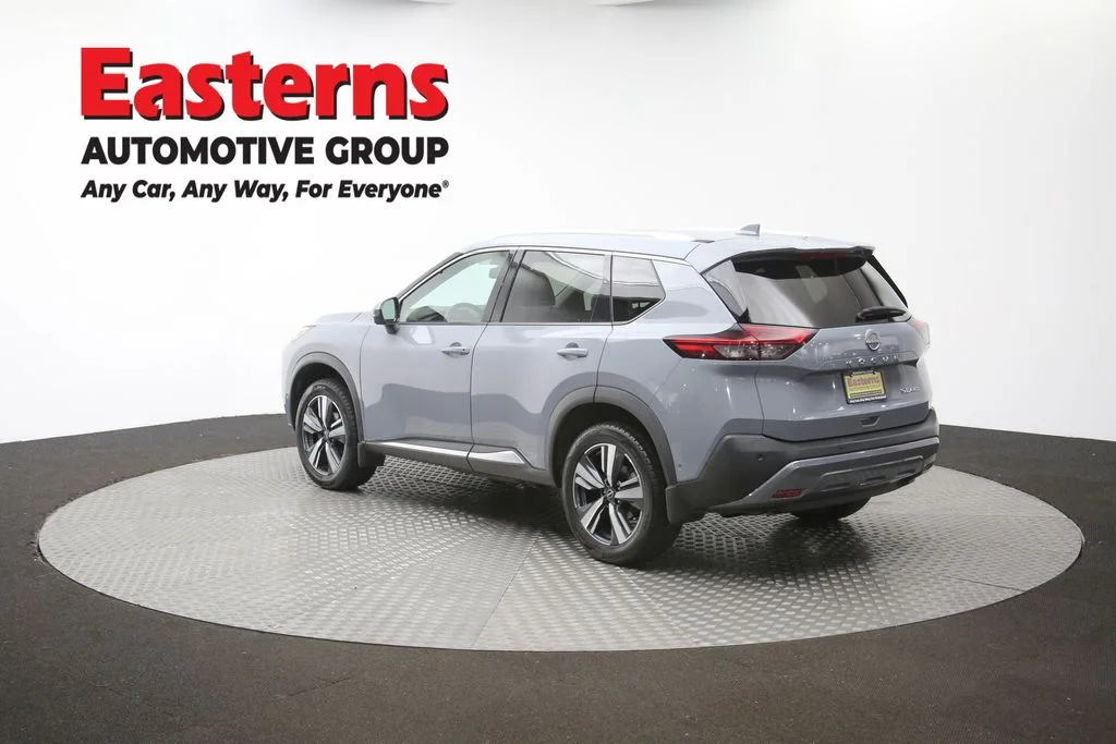 Used 2023 Gray Nissan SL image 63