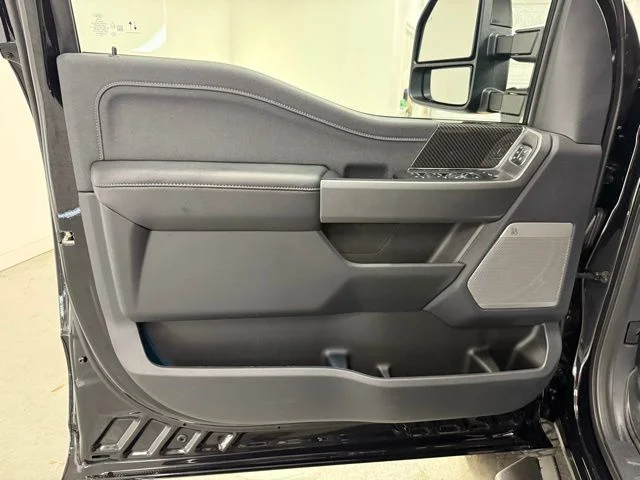 New 2026 Agate Black Metallic Ford F-250® Lariat® image 13