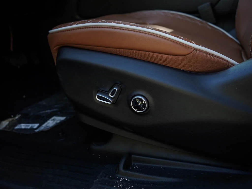 2026 Chrysler Pacifica Pinnacle - Photo 20
