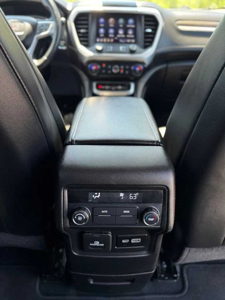 Used 2023 Summit White GMC SLT image 32