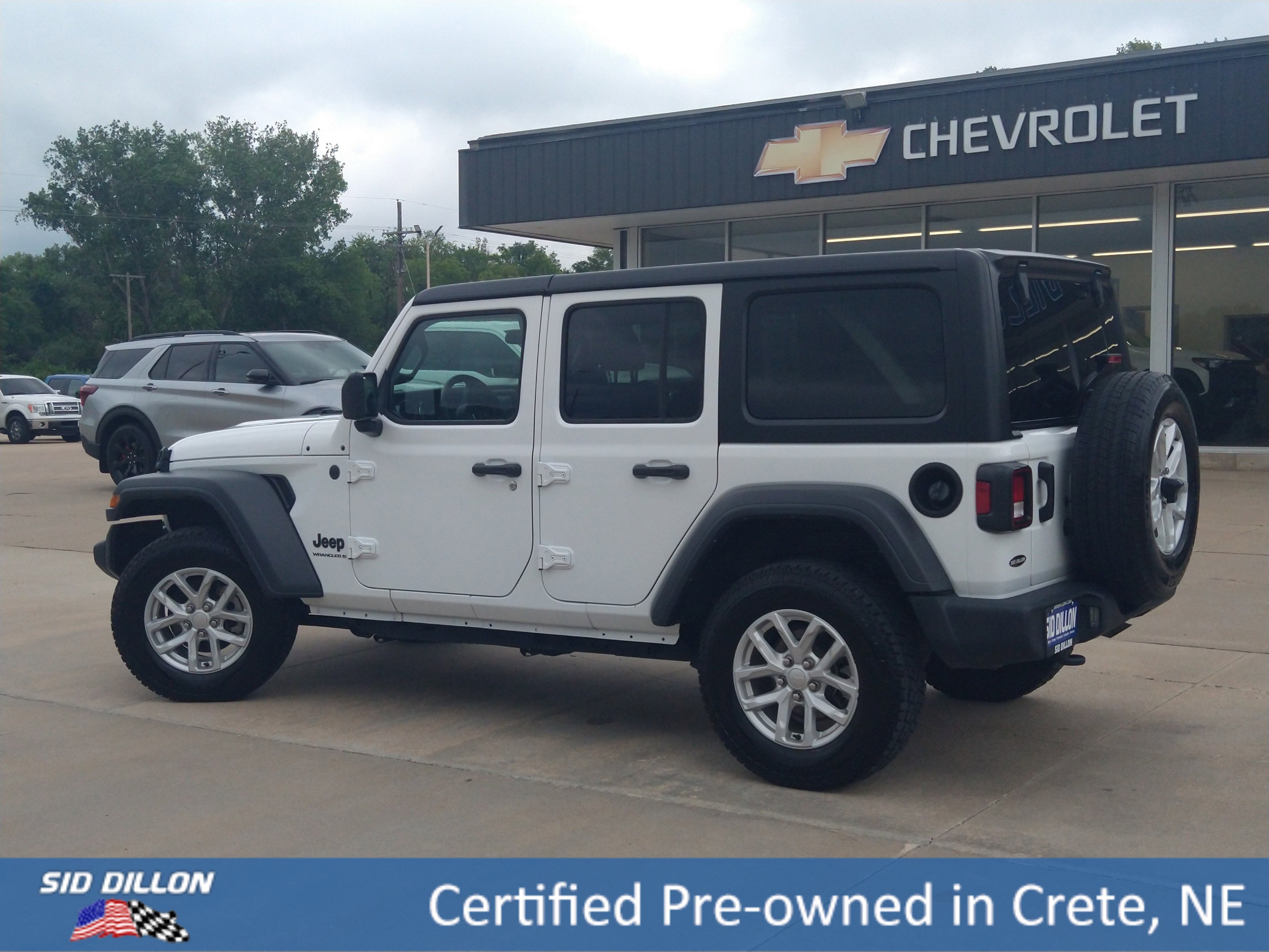 Used 2023 Bright White Clearcoat Jeep Sport S image 13