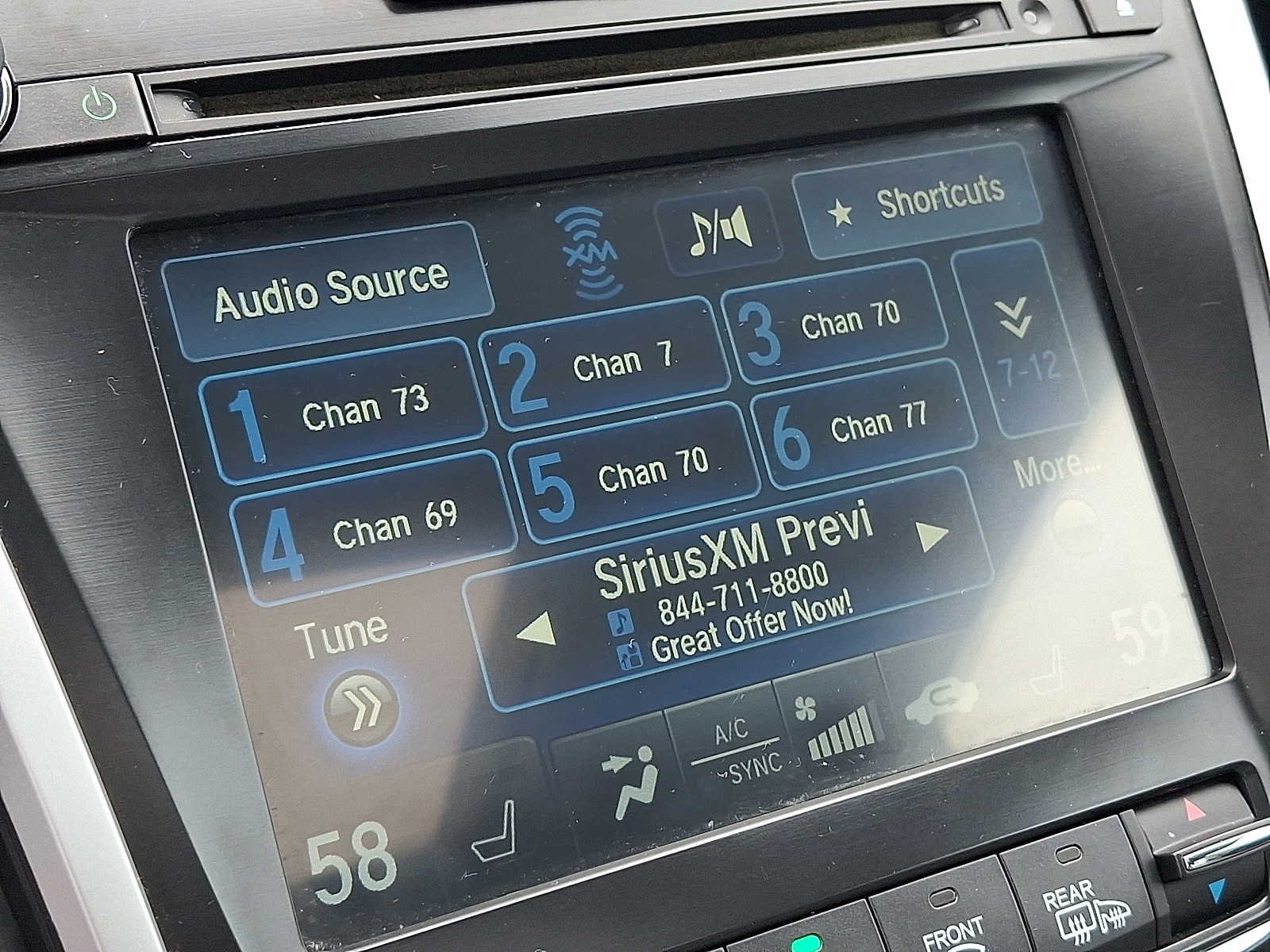 Used 2016 Crystal Black Pearl Acura V6 Tech image 17