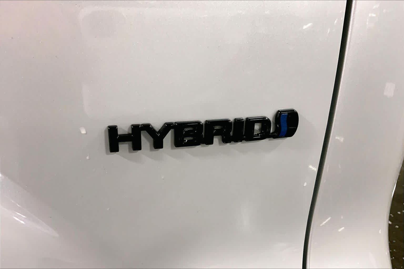 Used 2024 Wind Chill Pearl Toyota Hybrid S image 10
