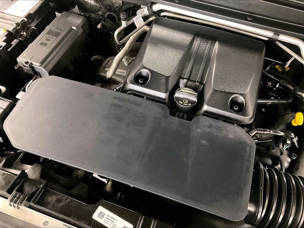Used 2024 Black GMC AT4 image 36