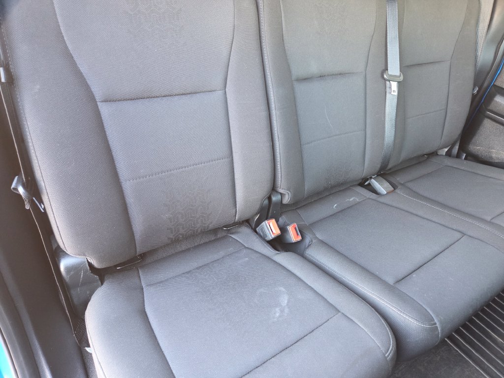Used 2018 Blue Ford XLT image 19