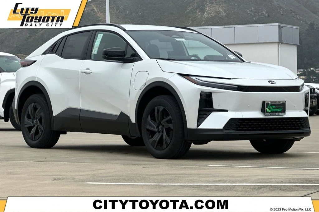 2026 Toyota C-HR  SE