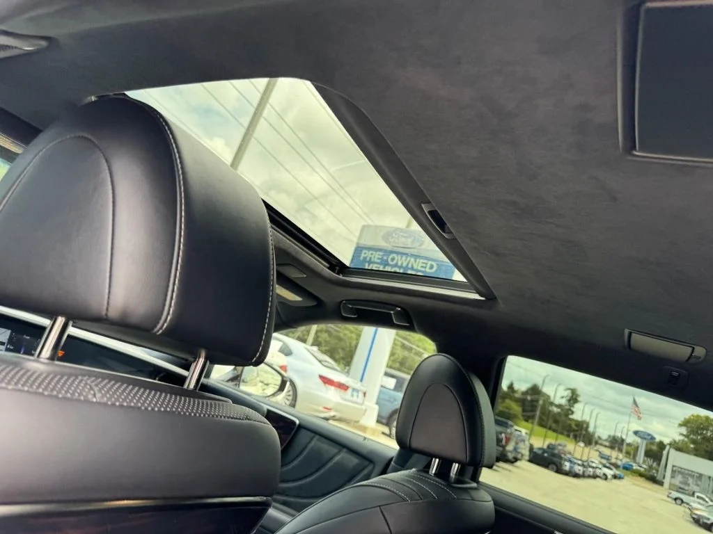Used 2018 Ultra White Lexus 500 Base image 11