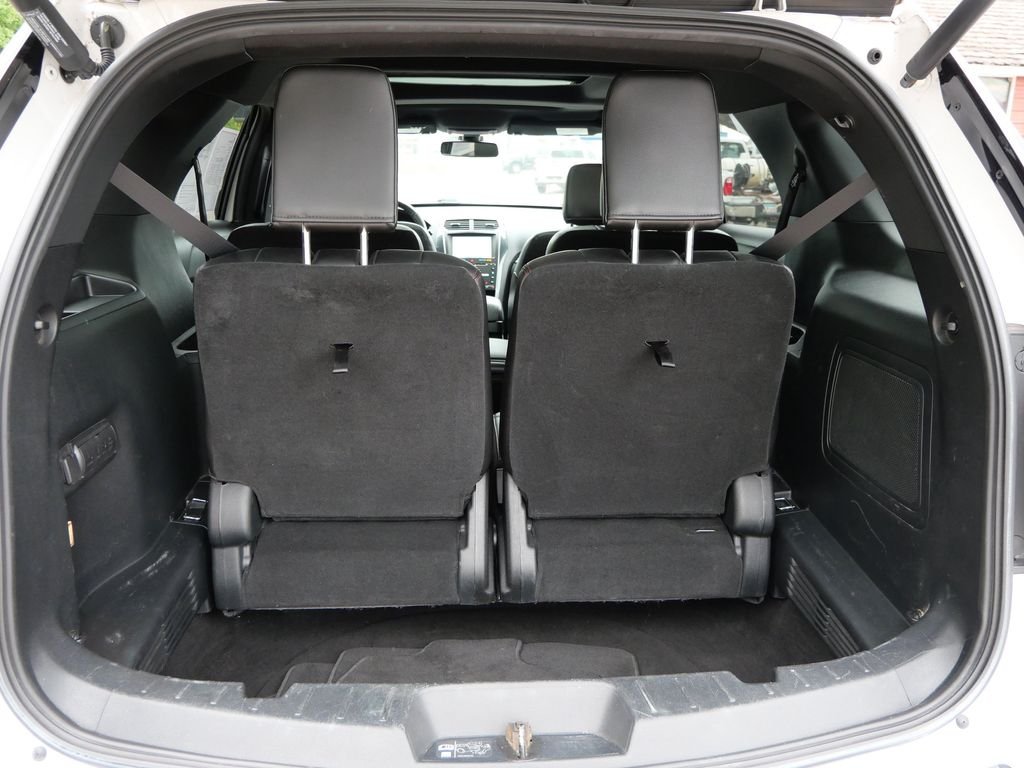 Certified Used 2018 White Ford Sport image 10