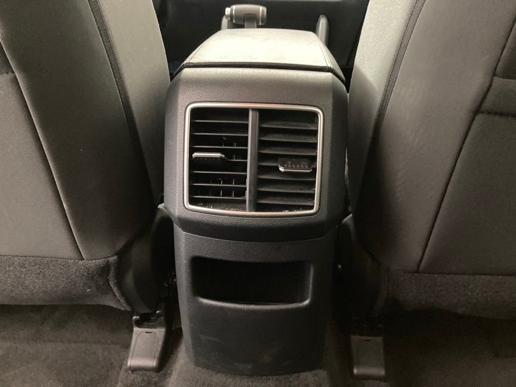 2025 Kia Sportage LX - Photo 16
