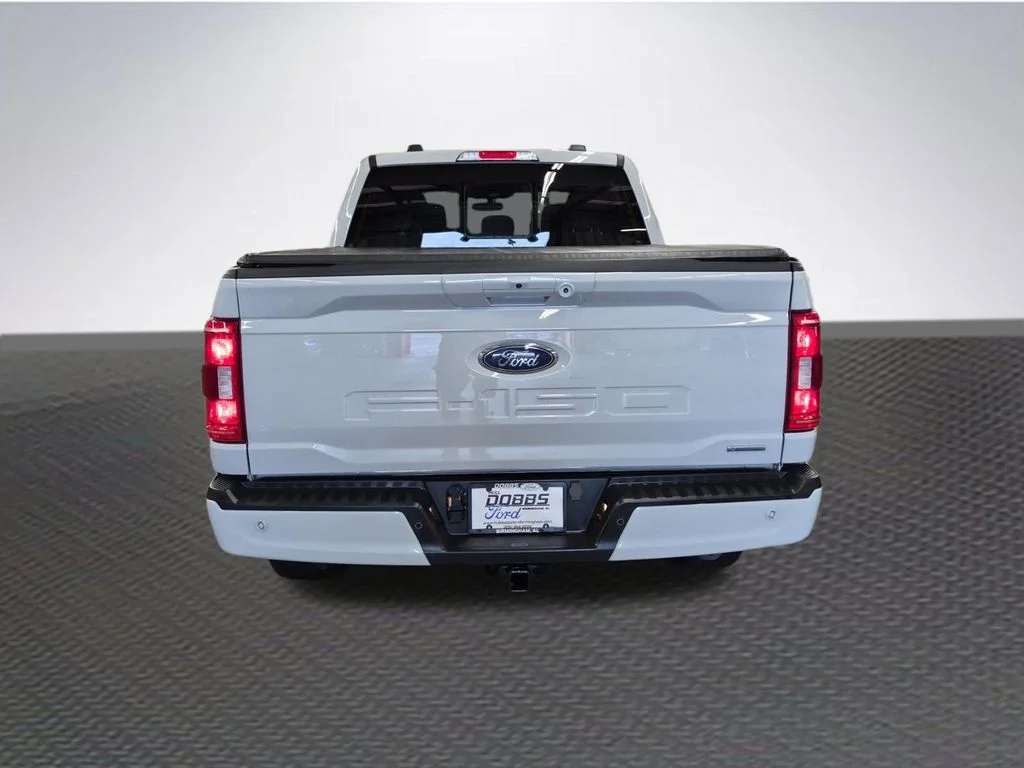 Certified Used 2023 Avalanche Ford XLT image 6