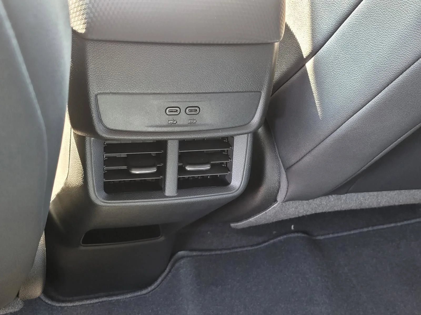 2026 Chevrolet Equinox RS - Photo 13