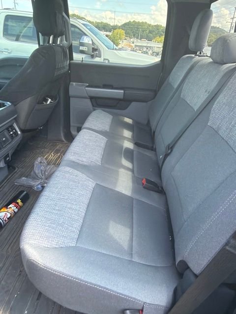 Used 2025 Gray Ford XLT image 14