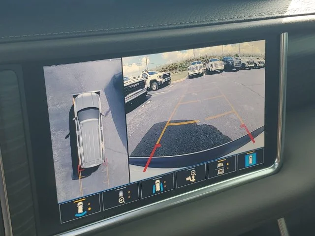 Used 2021 WHITE FROST TRICOAT GMC Denali image 23